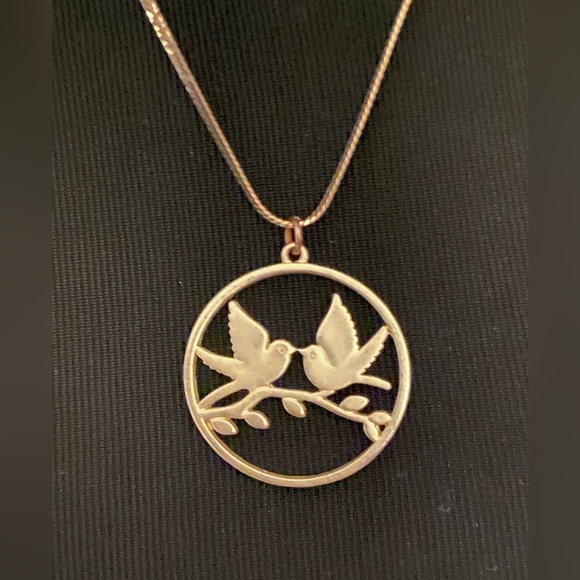 Love Birds On A Limb Golden Necklace Pendant Approx size of silver dollar - Picture 1 of 5
